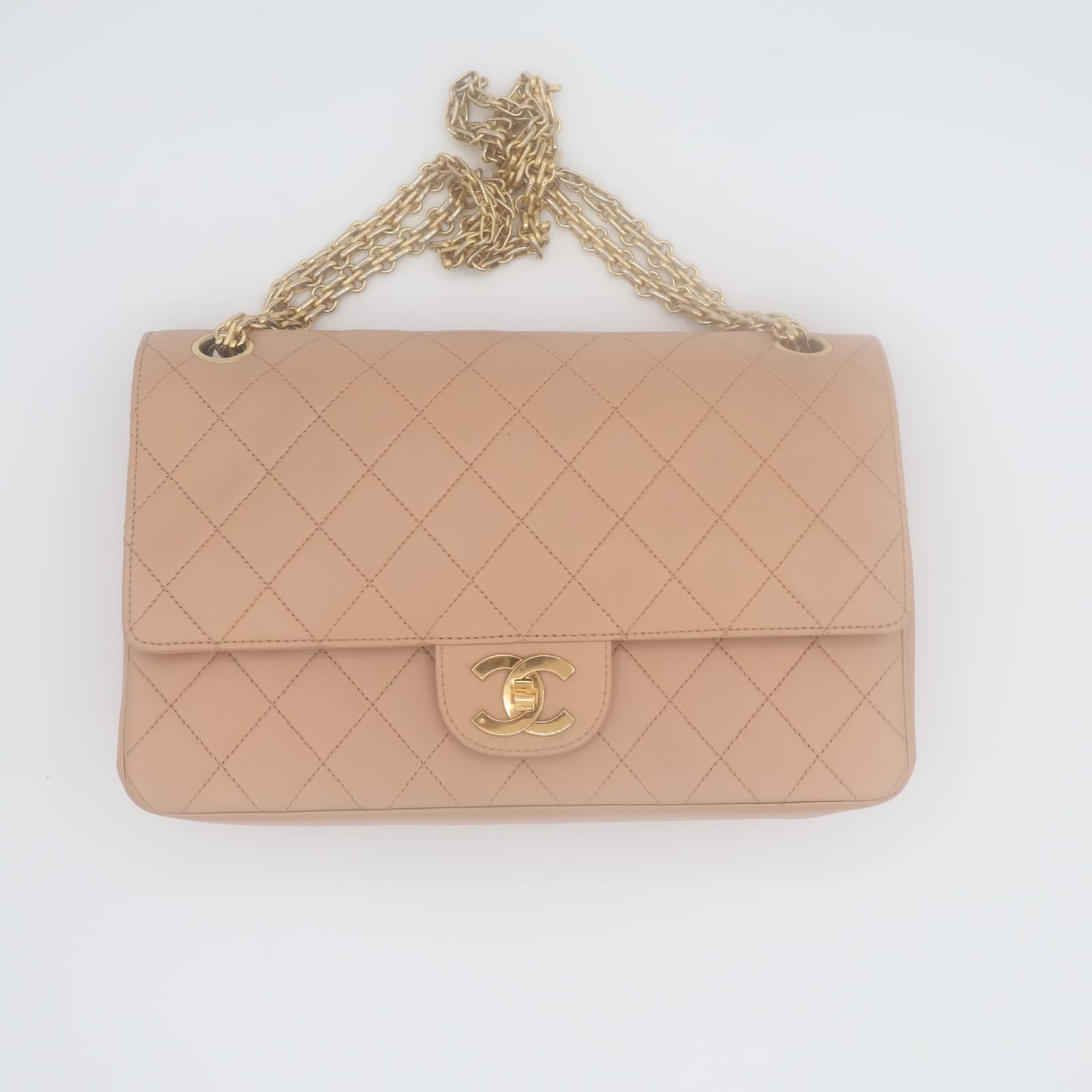 Sac à double rabat matelassé Chanel beige